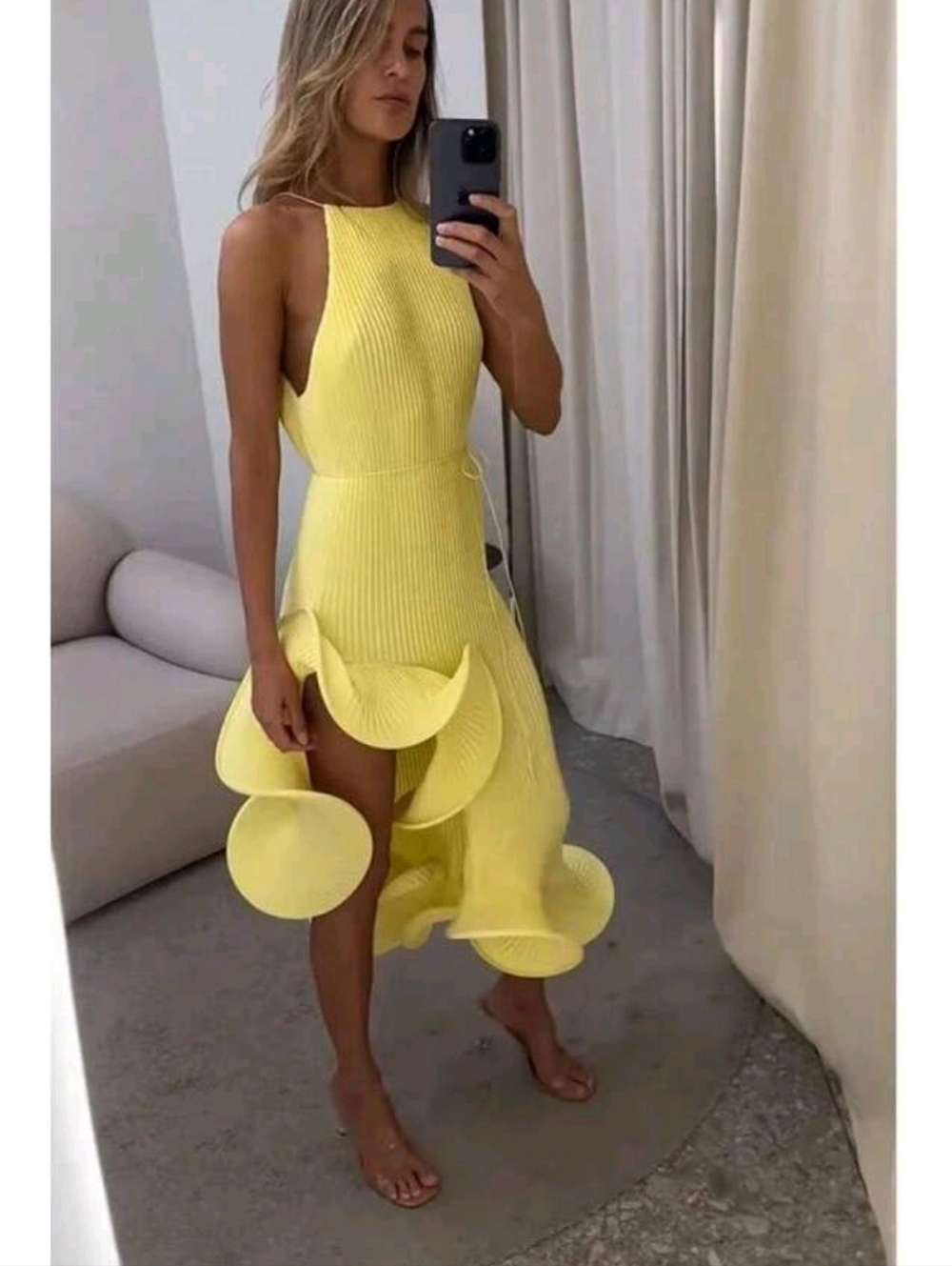 New Arrivals Summer 2026 Sexy Halter Ruffle Midi Dress - Picture 4 of 4